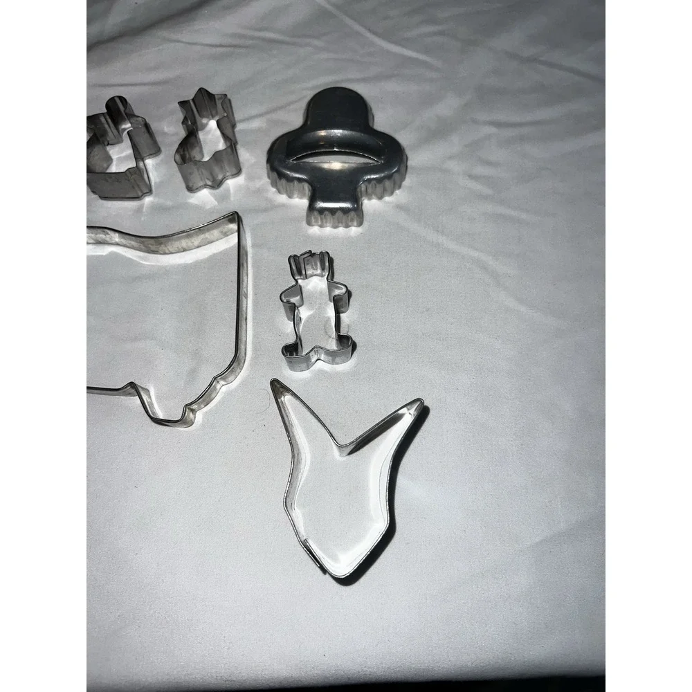 VTG‎ Aluminum Cookie Cutter Lot 9pc Ohio State Teddy Bear Spade Club Dog Heart